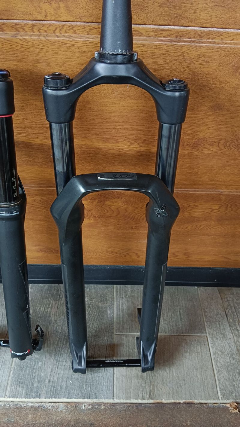 vidlice FOX DTswiss RockShox 120mm