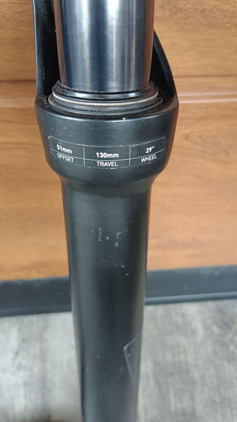 vidlice FOX 2024 PERFORMANCE ELITE 34 a RockShox Recon RL 130mm