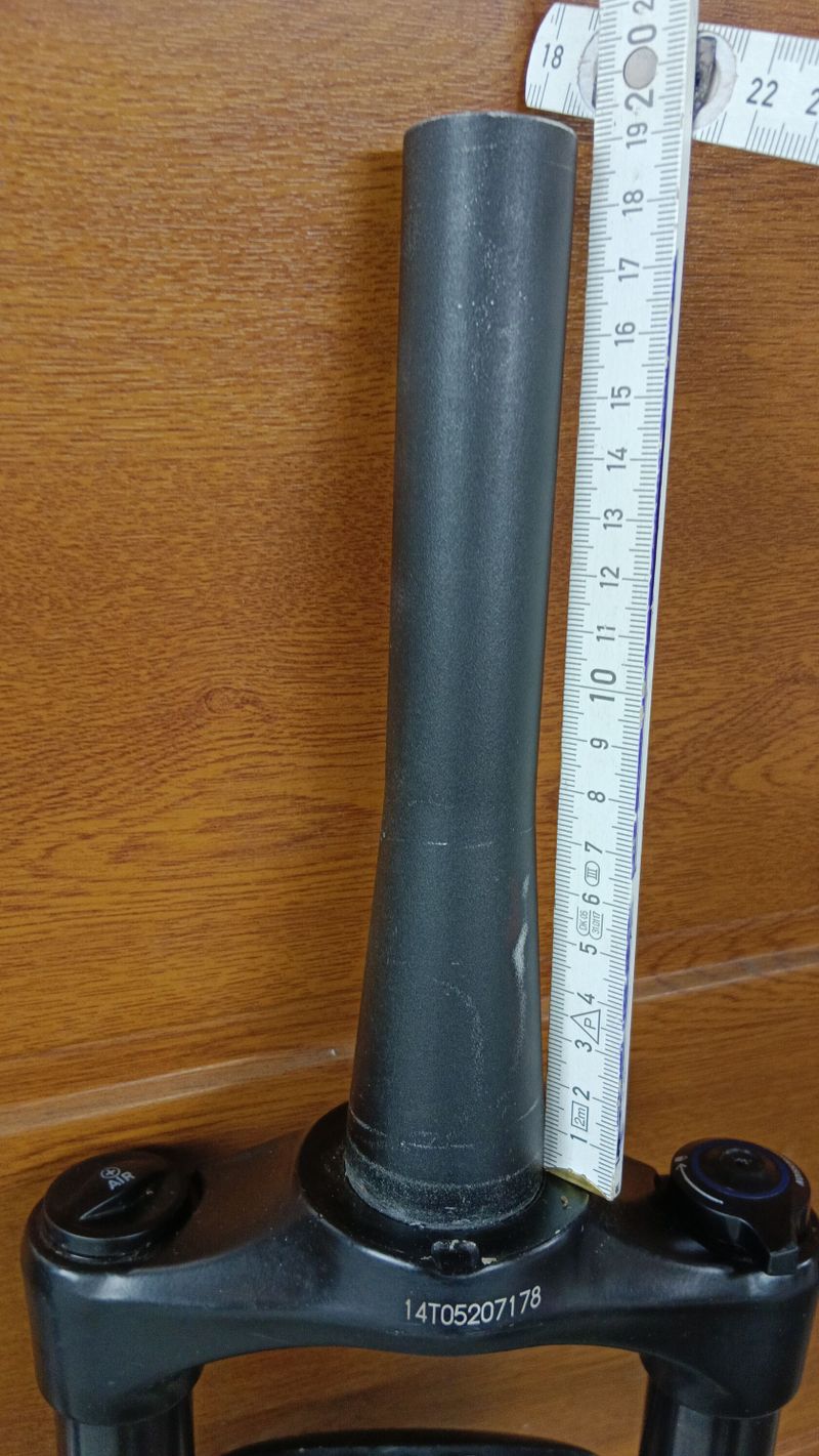vidlice FOX 2024 PERFORMANCE ELITE 34 a RockShox Recon RL 130mm
