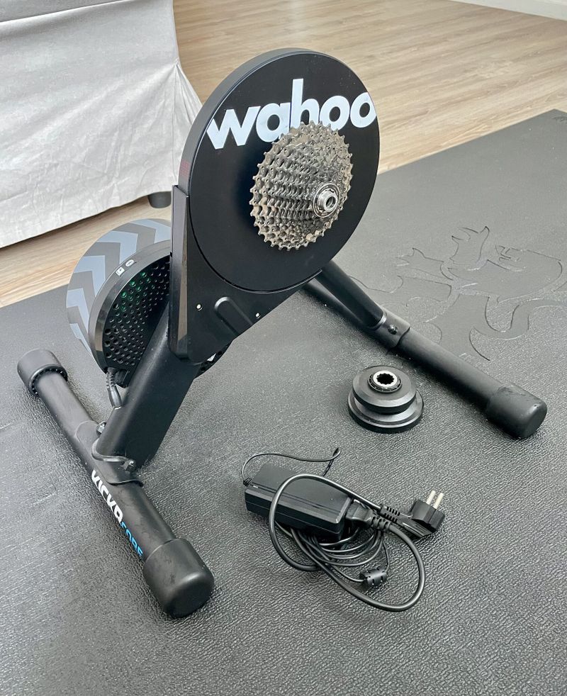 Wahoo Kickr Core Zwift Cog+Podložka+1 year Zwift
