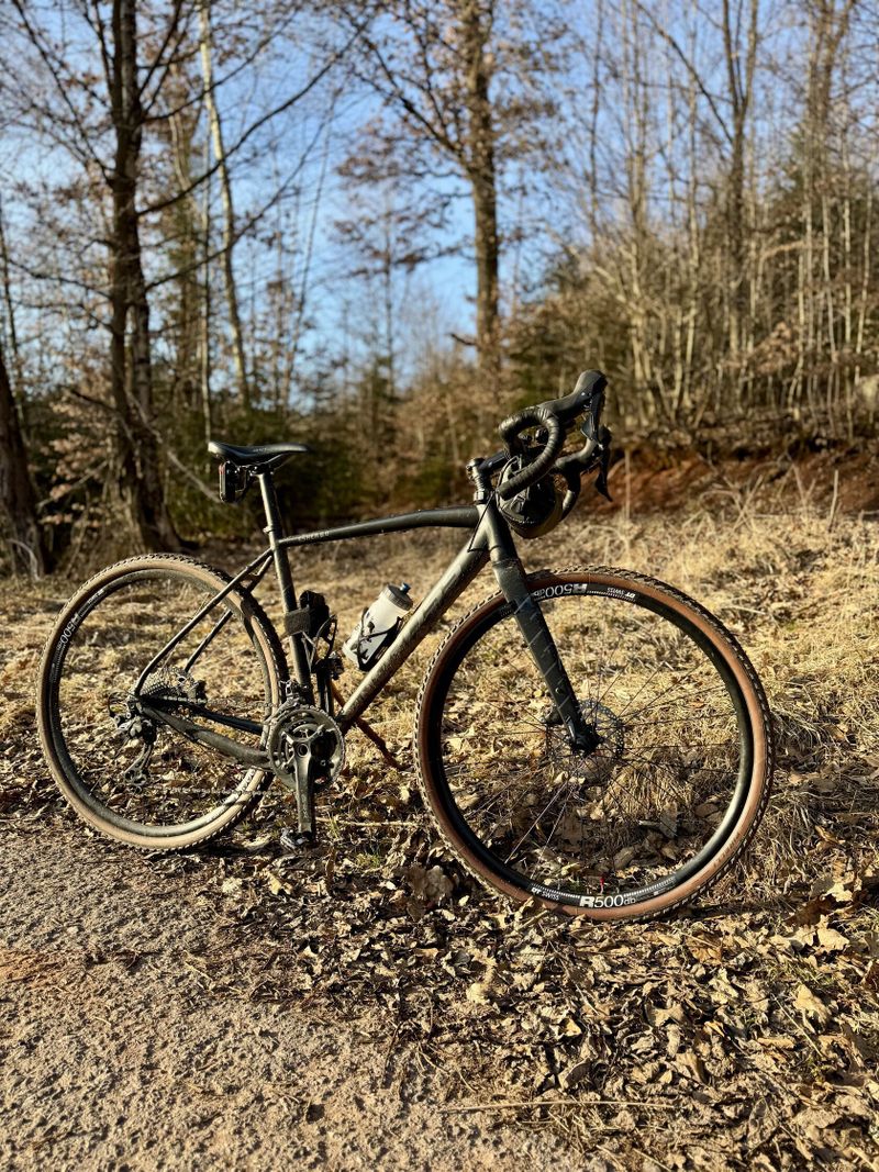 Gravel Kross Esker 6.0 2021