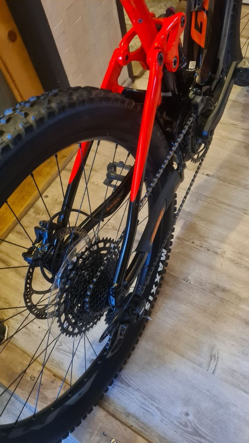 GIANT TRANCE E+3 PRO