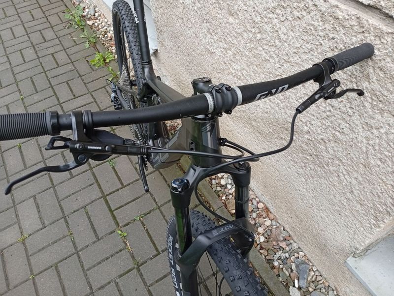 Superior Team XF 29, velikost 15"