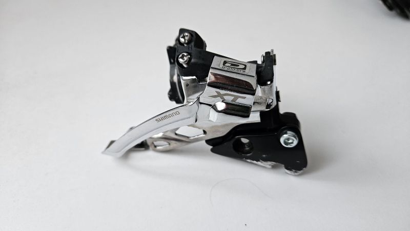 Přesmykač XT FD M 785