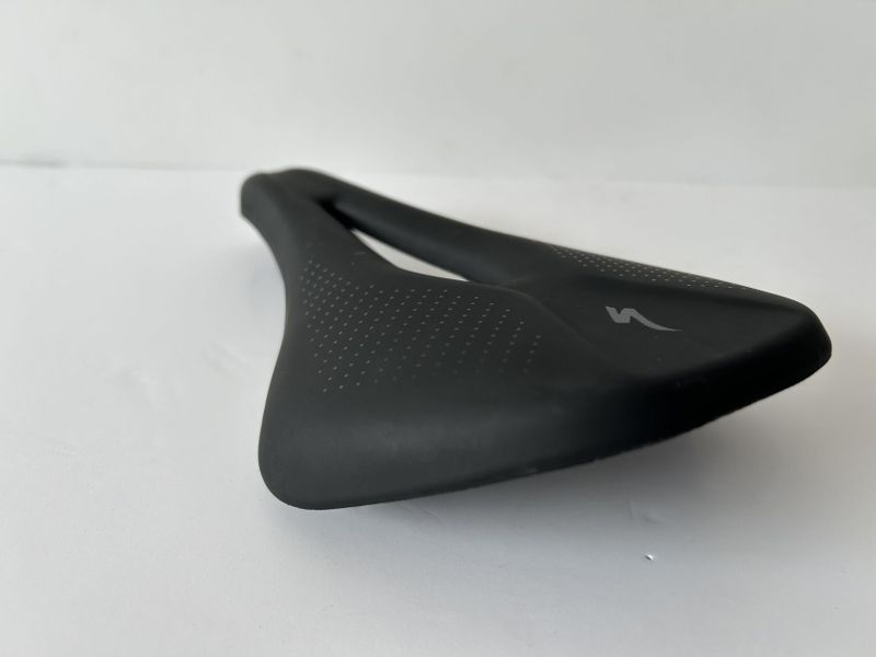 Nové sedlo Specialized Body Geometry POWER sport 143 mm