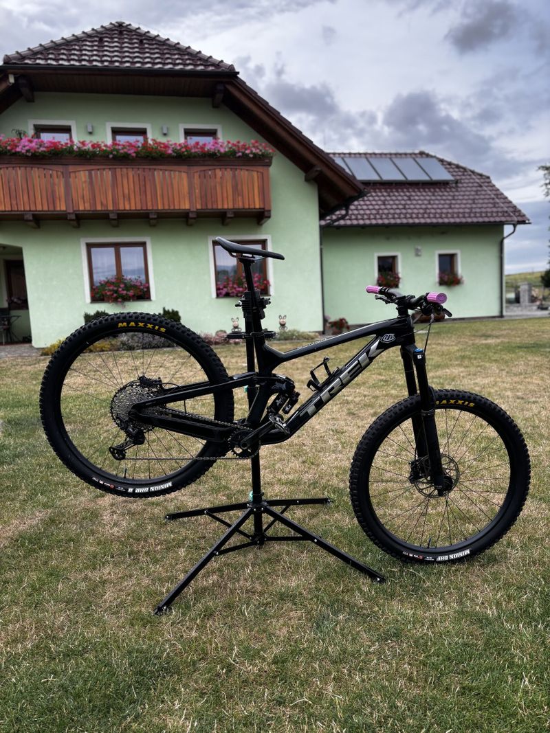 Trek slash 9.7 M/L