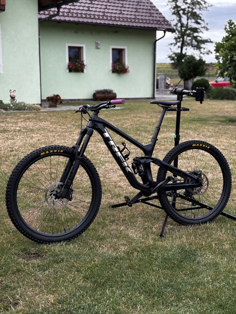 Trek slash 9.7 M/L