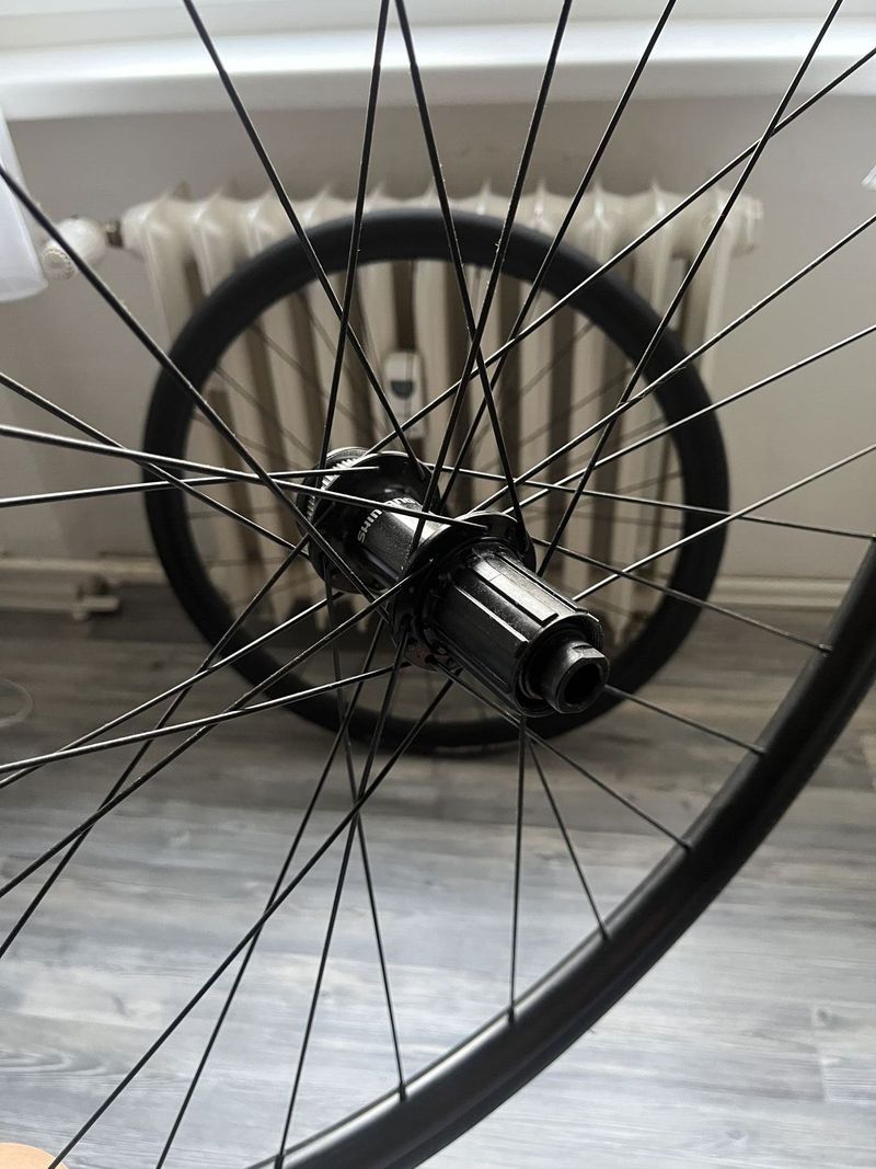 Zapletená kola BMC PRD23 (700C, silnice/gravel)