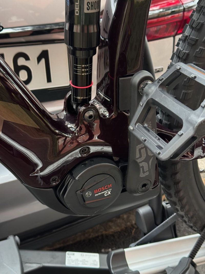 Prodám Trek Rail 9.7 Gen 4 750 Wh 29" Carbon Red Smoke 2023 L