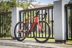 Giant Propel Advanced 2 Pure Red 2024 L
