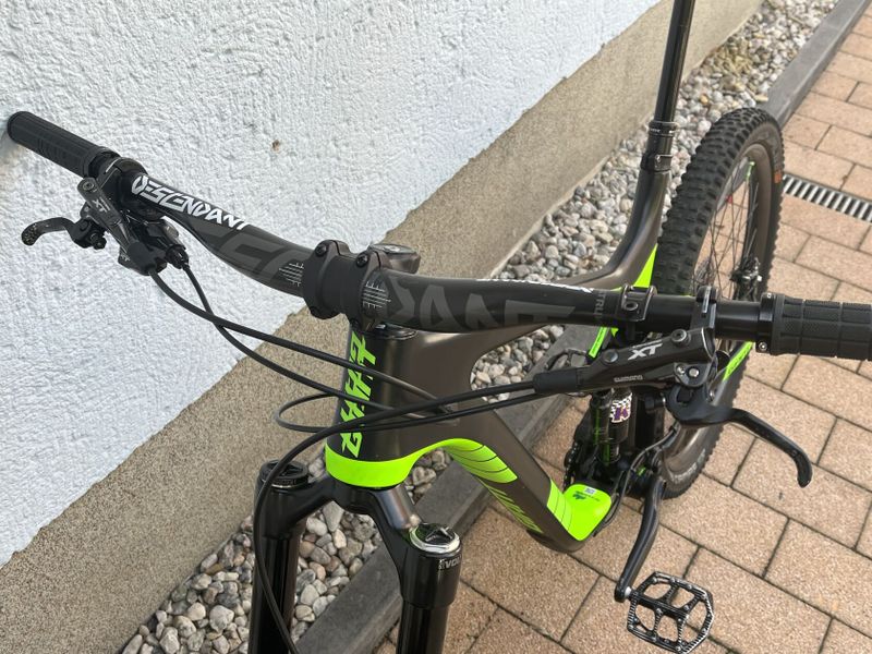 Giant Reign Advanced Carbon