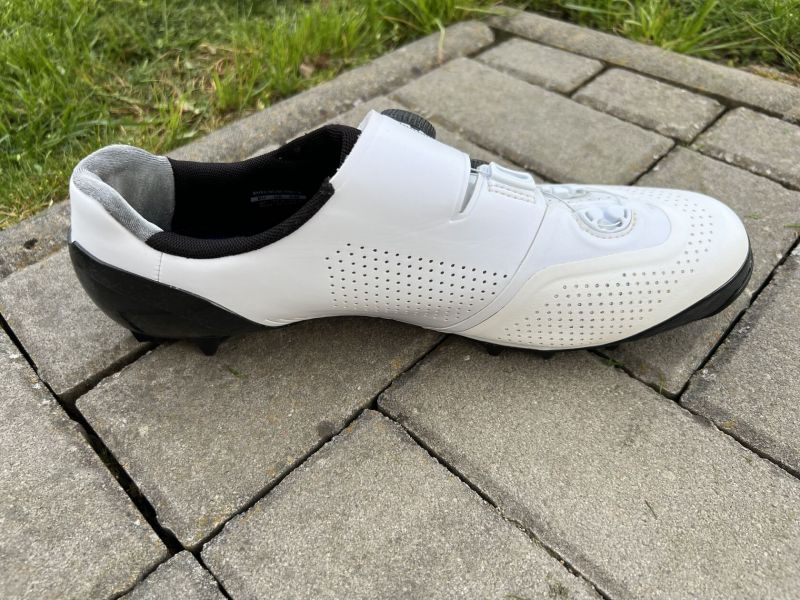 Tretry Shimano S-Phyre XC902 bílé, velikost 46