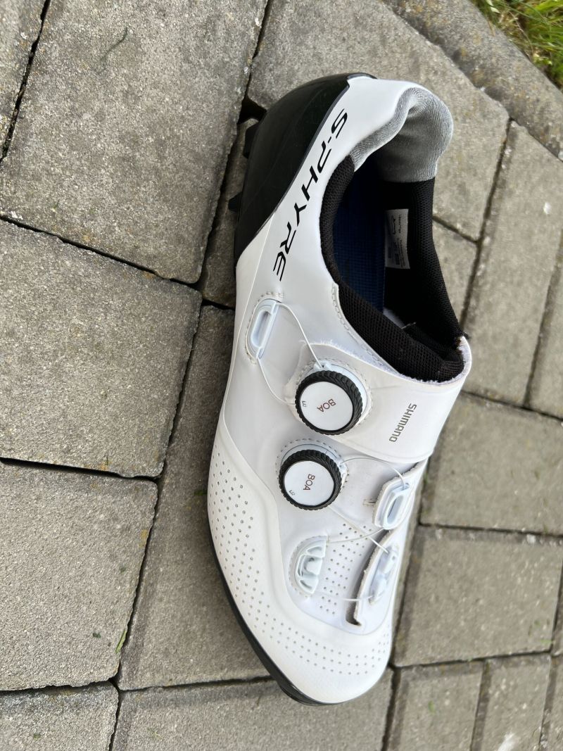 Tretry Shimano S-Phyre XC902 bílé, velikost 46