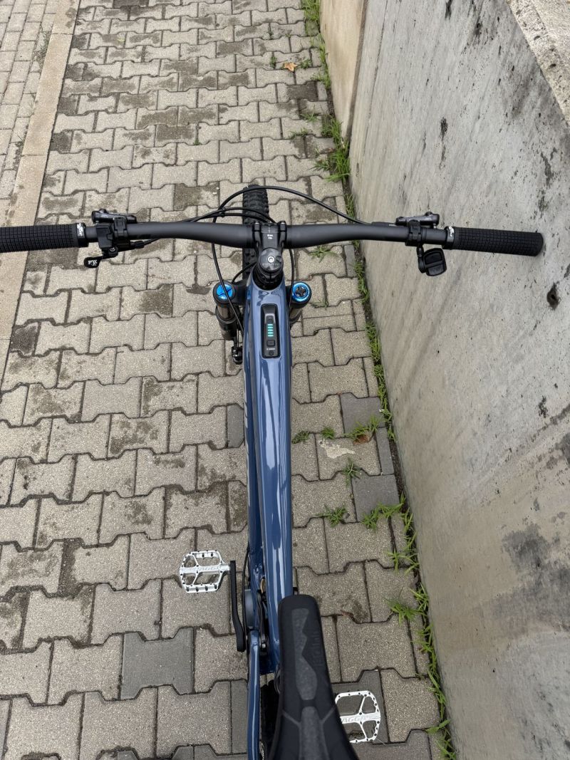 Pivot Shuttle LT PRO X0 2025