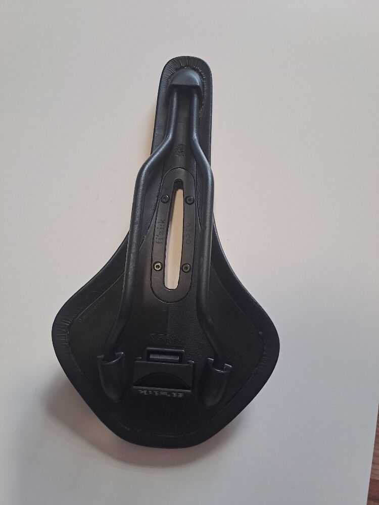2x NOVÉ sedlo Fizik Antares R5 a Aidon