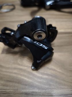 Přehazovačka a přesmykač Shimano 105 (2x11 speed)