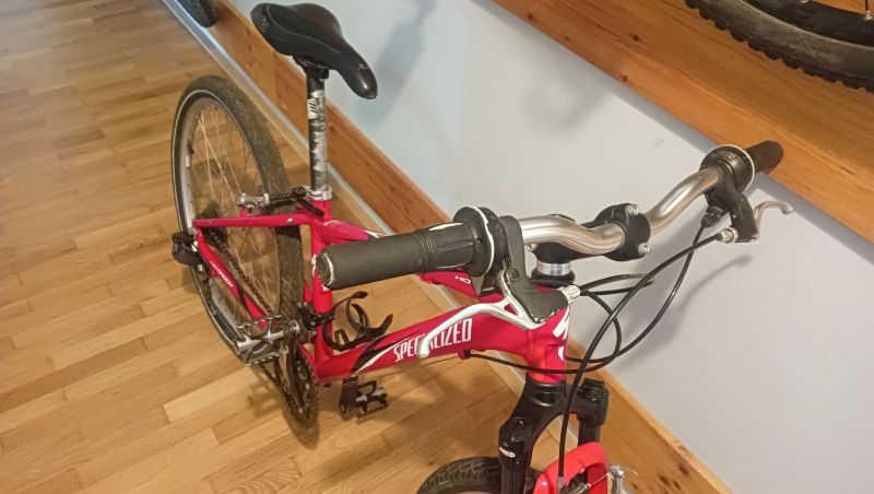 Specialized Hotrock 24