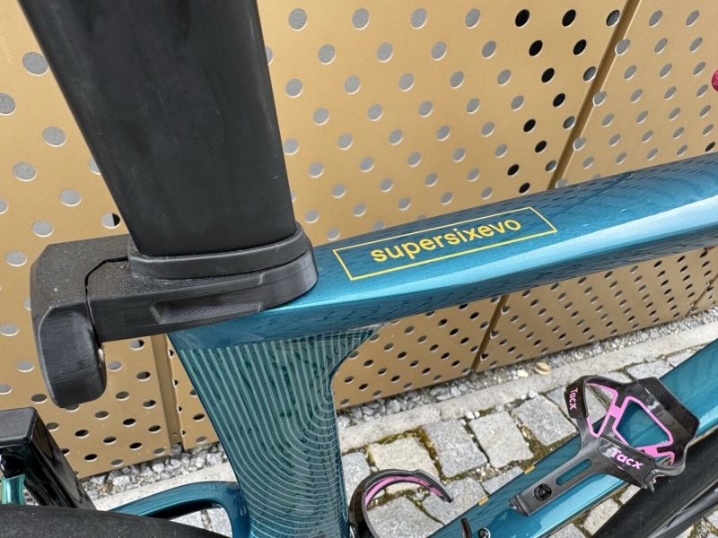 Cannondale SUPERSIX EVO CARBON 2 - Ultegra Di2 - Nesériový - velikost 51 - S