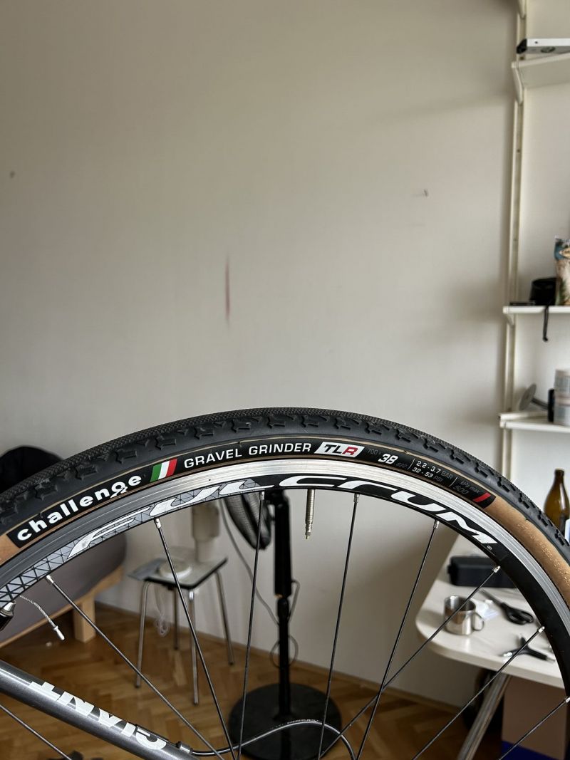Challenge gravel grinder tlr 700x38c 