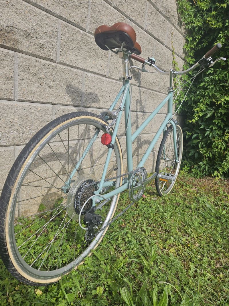 Tokyo Bikes Bisou