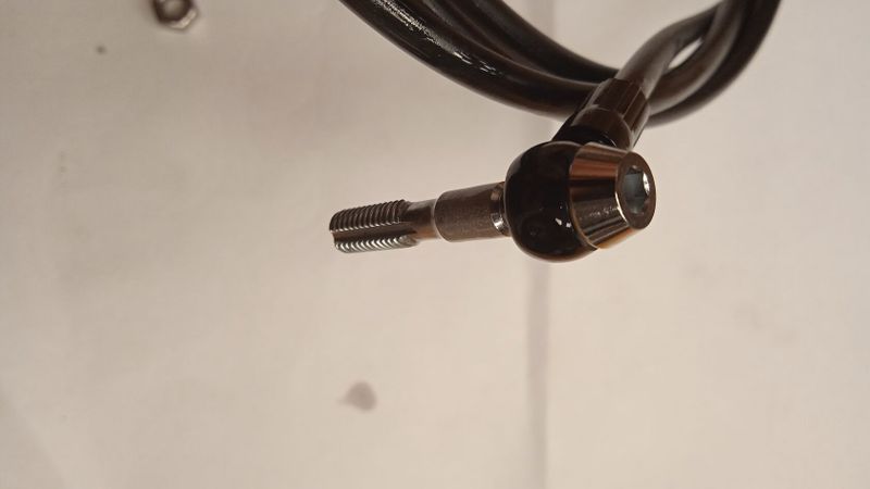 Hydraulické hadice Shimano SM-BH90-SBM M8000 170 a 166 mm