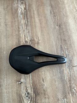 Fizik Vento Argo R1