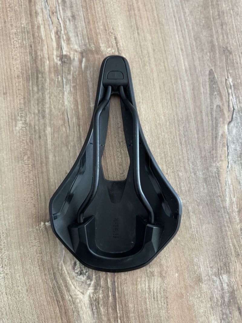 Fizik Vento Argo R1
