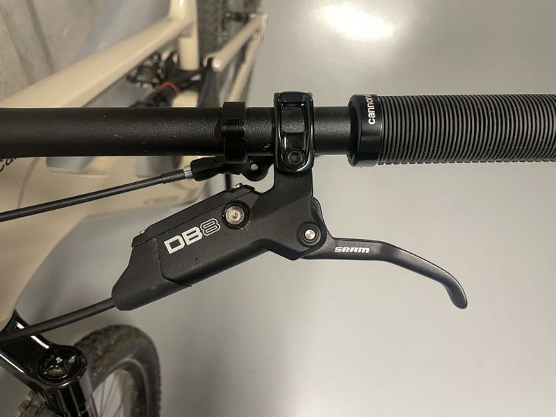 Prodám kolo Cannondale Habit Carbon 2 2024