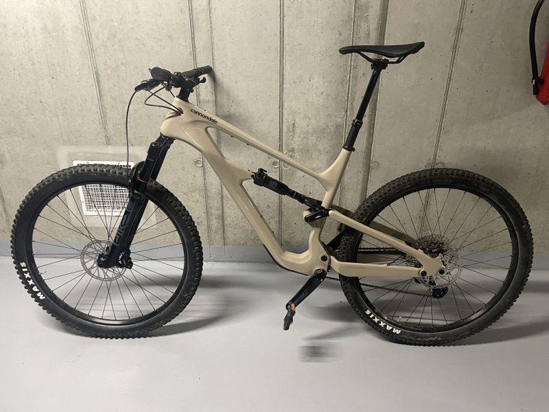 Prodám kolo Cannondale Habit Carbon 2 2024