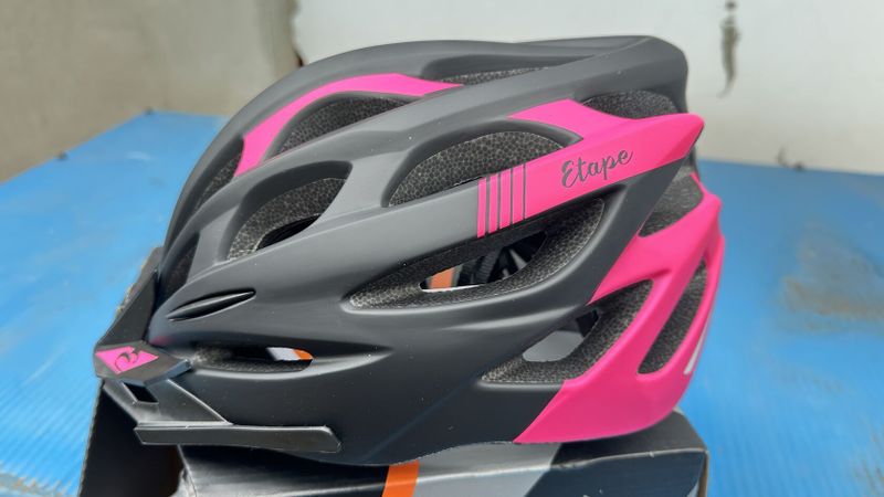 Nová cyklo helma