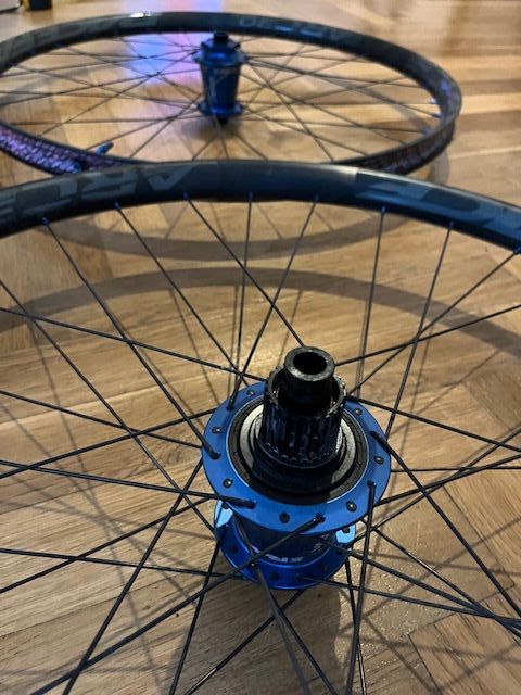 Race Face kola, 29 palců (Shimano Micro Spline)