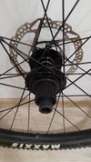 Zapletená kola Giant XCT