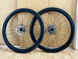 Nová sada carbon kol Bontrager Aeolus Elite 35 TLR