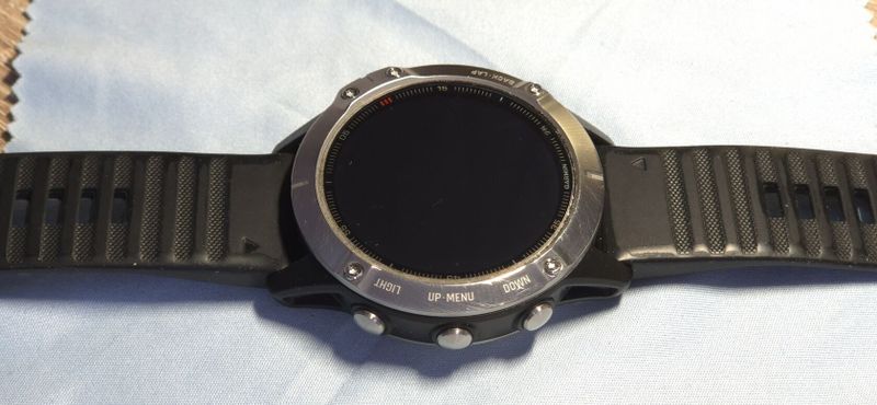 Garmin Fénix 6 Gorila glass vel. 47 mm