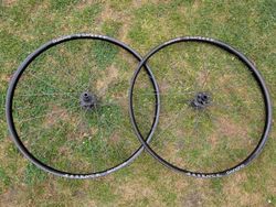 Zapletená kola PanchoWheels Essence 29, náboje DT Swiss 350, Sapim CX Ray