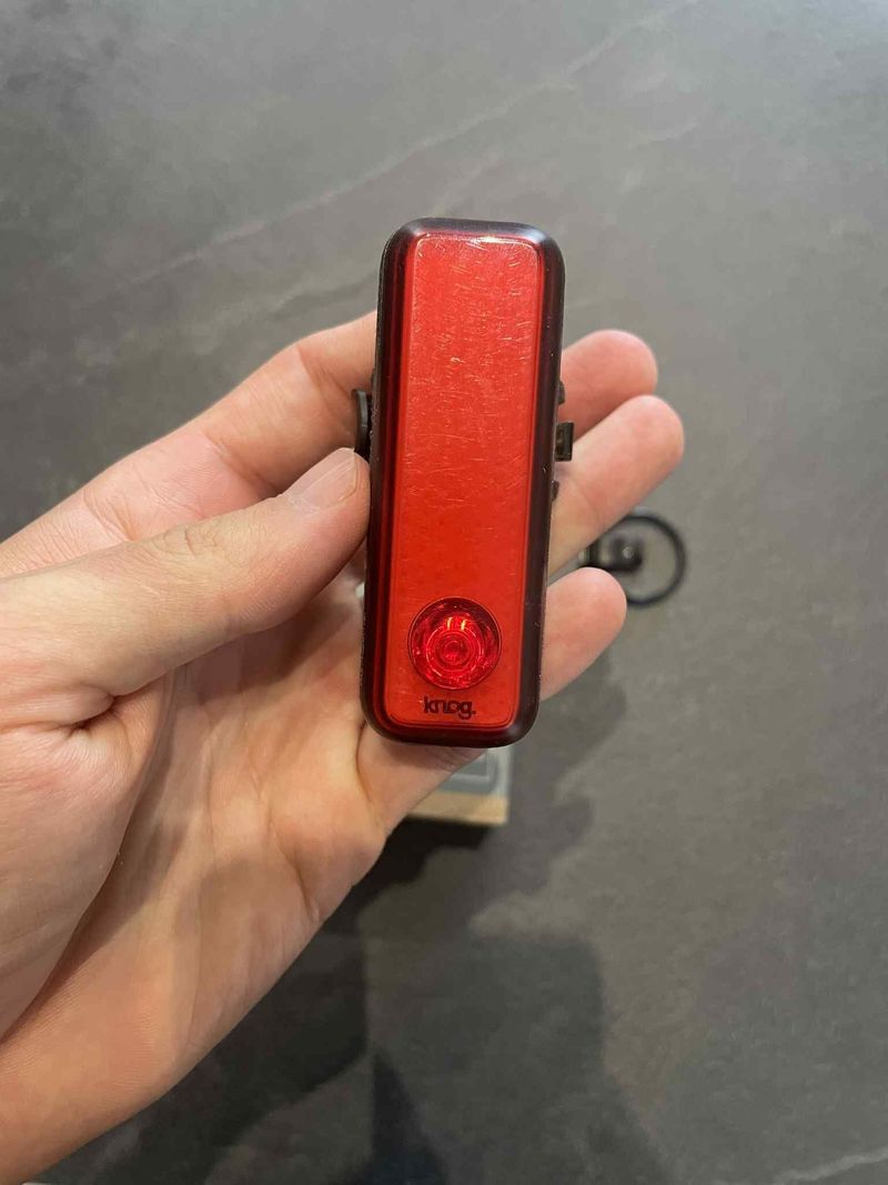Knog blinder road r150