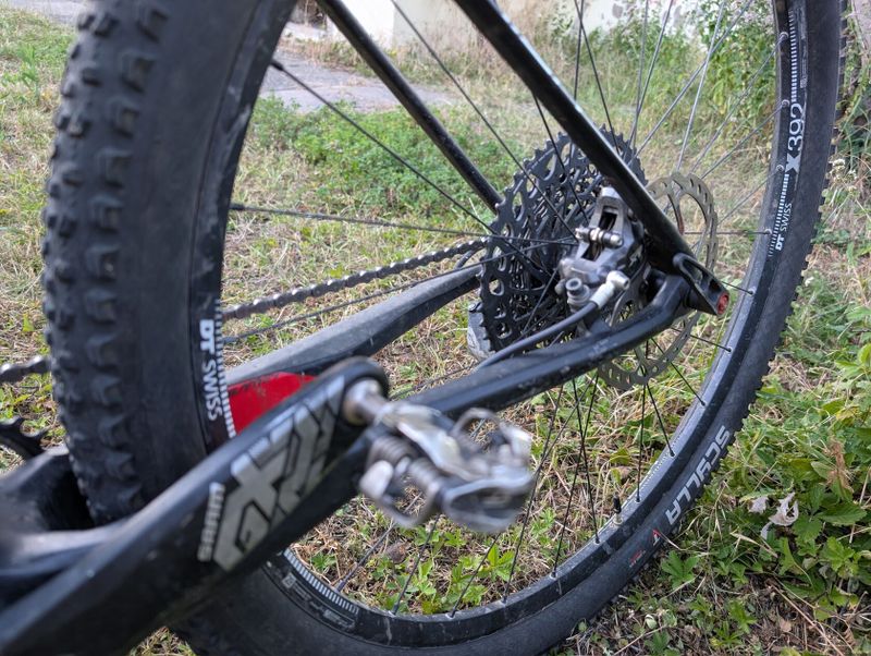 Karbonové horské kolo Superior Team Elite 2017 velikost M (170-185cm) se sadou Sram GX Eagle 12s