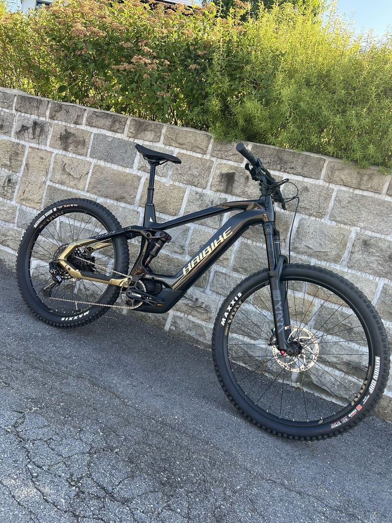 Haibike E-Fully Allmtn CF 8