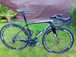 SUPERIOR TEAM ROAD LTD