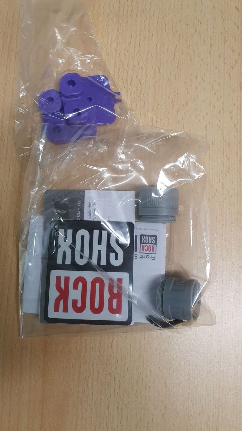Ghost RIOT AM CF PRO, velikost L, model 2025