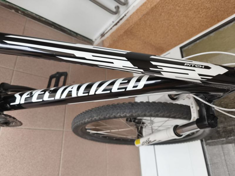 Specialized Pitch 27,5 vel. S/15,5 