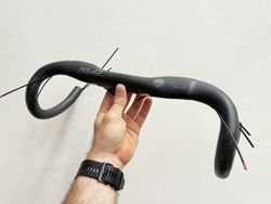 Nová karbonová silniční řídítka XLC Road Bar Carbon HB-K013 380 mm