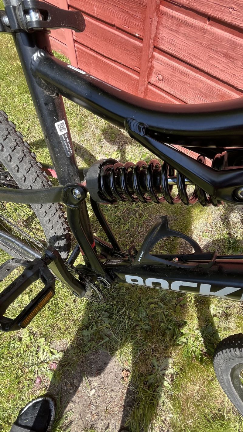 Celoodpružené horské kolo ROCKRIDER(27,5) velikost L