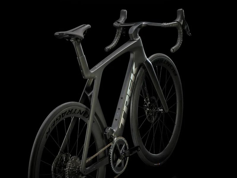 TREK Madone SL 6 AXS Gen 8, vel. M, nové kolo