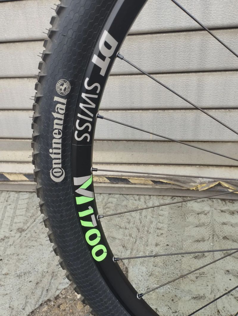 GHOST LECTOR 8.9 LC - komplet SHIMANO XT + elektické řazení SHIMANO XT Di2