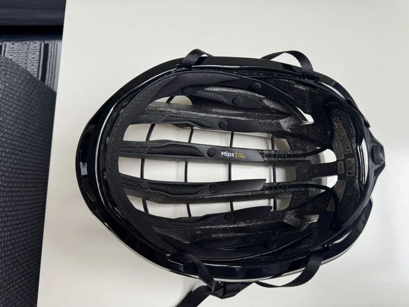 Cyklistická helma Specialized S-Works Prevail 3 - black