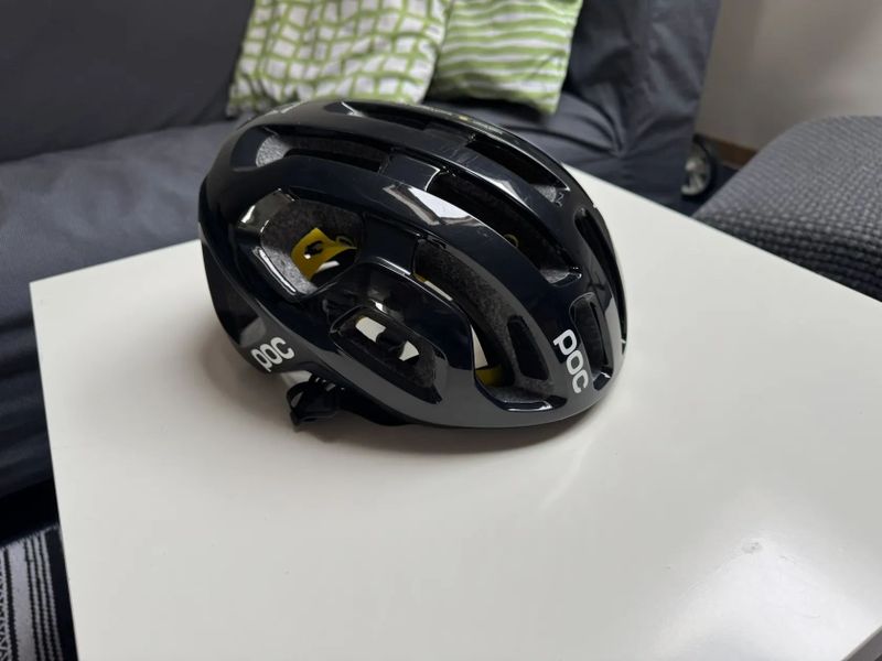 POC Octal X MIPS přilba Uranium Black