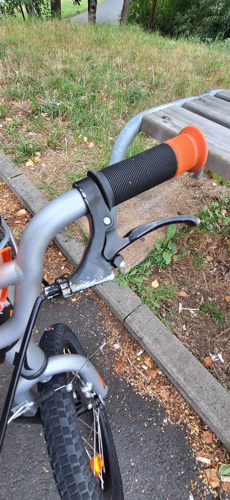 Dětské kolo Specialized Riprock 16"