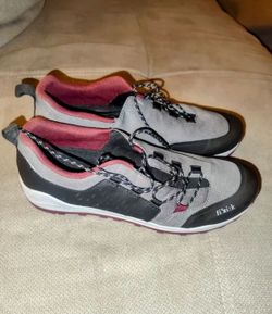 Fizik Terra Ergolace X2 tretry, anthracite/grape/EU47