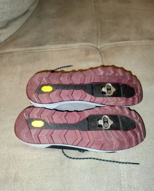 Fizik Terra Ergolace X2 tretry, anthracite/grape/EU47